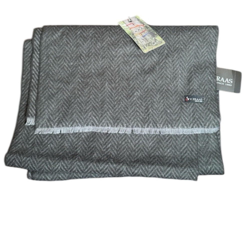V. Fraas men’s scarf made in Germany eco cashmink herringbonr recycled NWT black